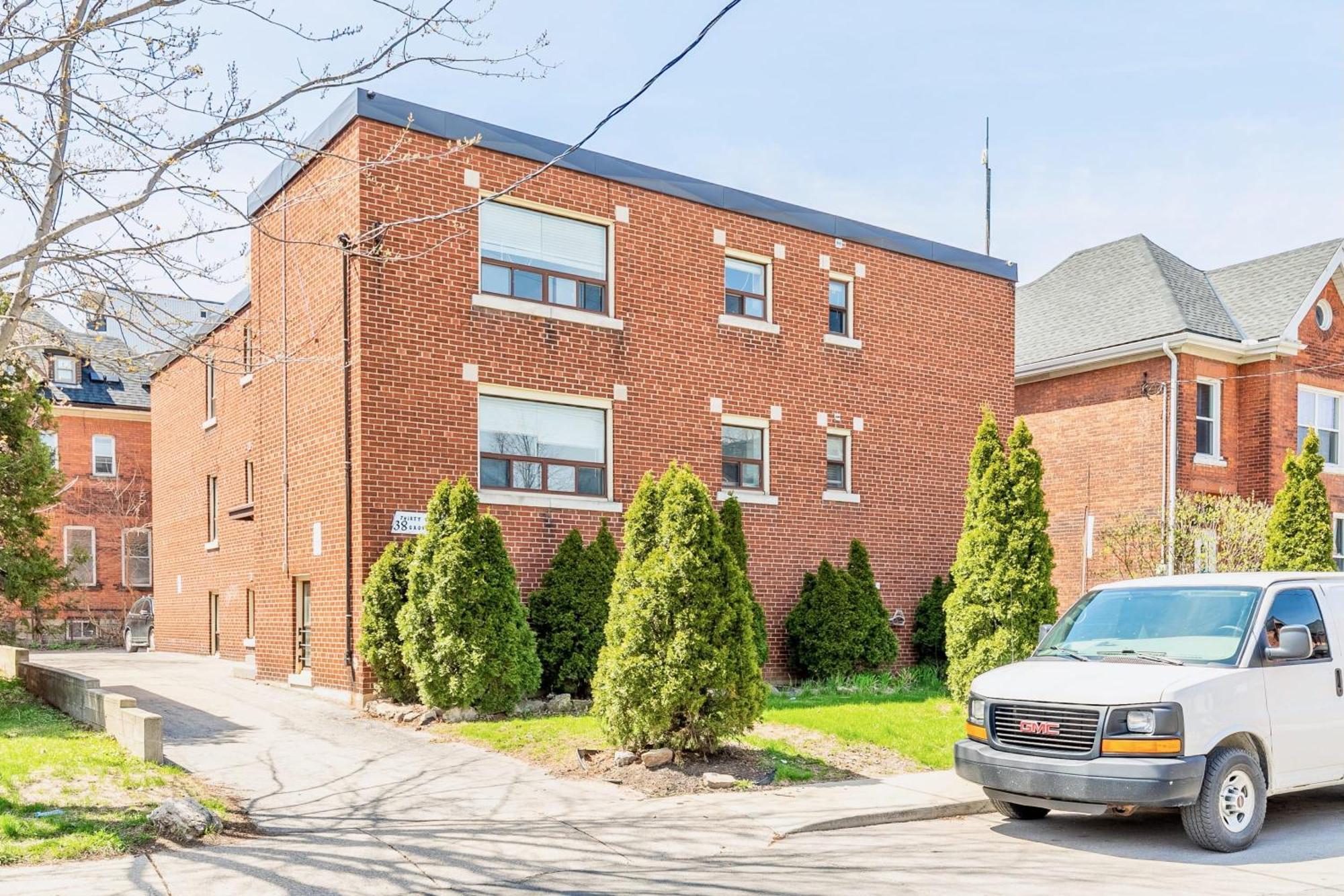 Modern Apartment In Corktown Hamilton Sleeps 4 Dış mekan fotoğraf